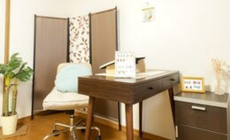 隠れ家のようなおうちサロン